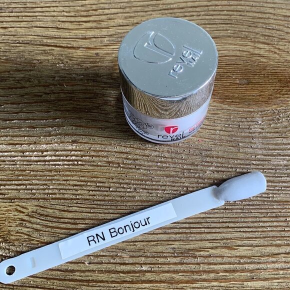 Revel Nail Dip Powder Bonjour - Picture 2 of 4